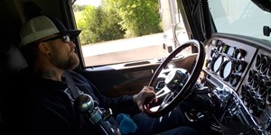 Shifting Gears in a Peterbilt 18 Speed Transmission with Whistling Turbo