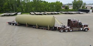 Extendable RGN Tank Move | Western Star