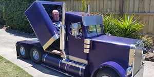 Awesome Creative Peterbilt