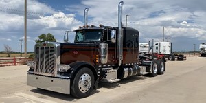 2023 Peterbilt 389 Flat Top - Metallic Black & Legendary Brown!