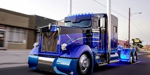 Worlds most custom  Kenworth 900 built by Texas Chrome Trucks