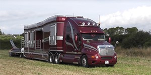 Kenworth T2000 Cirque Zavatta